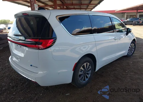 2023 Chrysler Pacifica Hybrid Touring L z USA, uszkodzony, nr VIN 2C4RC1L70PR584090